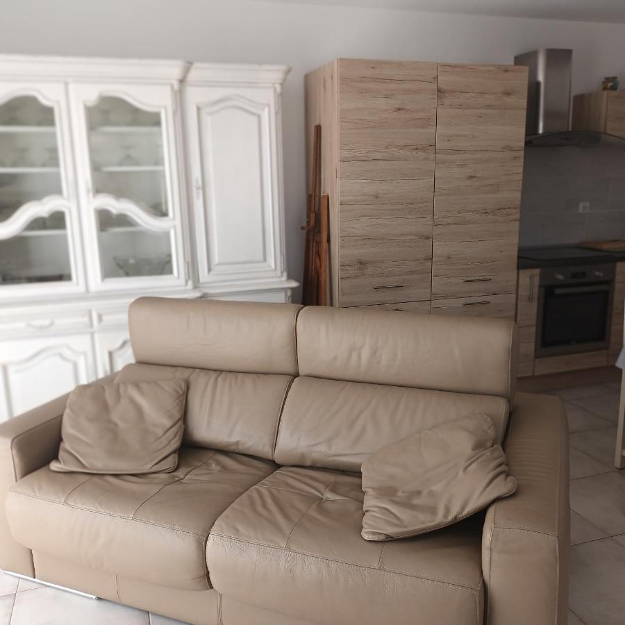 Paisible P2 Pour 4 Voyageurs Villa Saint-Gilles  Bagian luar foto